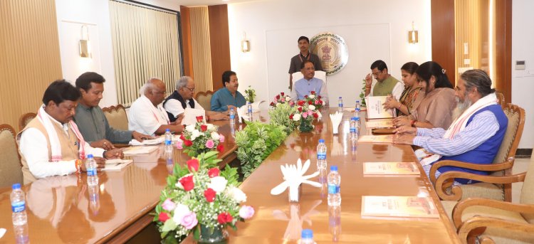 छत्तीसगढ़ सदन में मुख्यमंत्री विष्णुदेव साय की सांसदों संग सौजन्य भेंट — रात्रि भोज में हुई सार्थक चर्चा