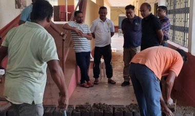 उच्च न्यायालय के निर्देशानुसार विद्यालय परिसर एवं ईव्हीएम स्ट्रॉंग रूम को पक्की दीवार द्वारा किया गया विभाजित