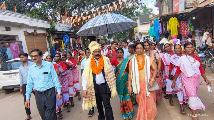 जशपुर: प्रभारी प्राचार्य का सम्मानपूर्वक सेवानिवृत्ति समारोह सम्पन्न...!