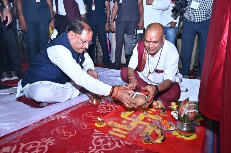 मुख्यमंत्री ने 51 महतारी सदनों का वर्चुअल शुभारंभ किया