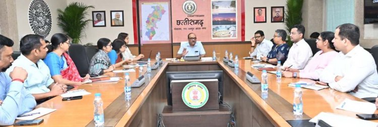 मुख्यमंत्री के निर्देशों पर त्वरित अमल सुनिश्चित करें: मुख्य सचिव श्री विकास शील