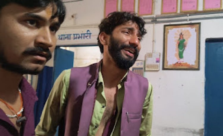 BIG BREAKING JASHPUR: जनपद सदस्य राकेश गुप्ता के साथ कार सवार 4 युवकों ने की मारपीट" पूर्व मंत्री गणेश राम भगत सन्ना के लिए रवाना...