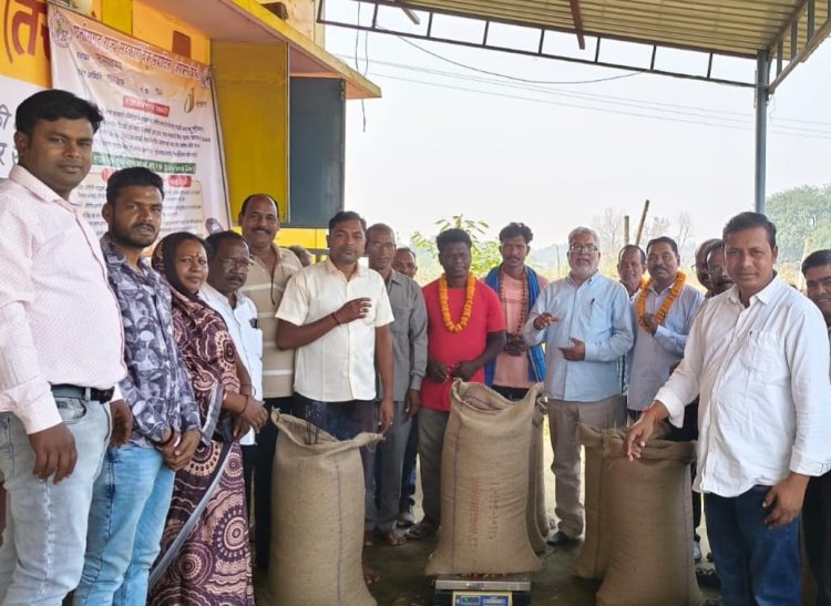 सुशांत कुमार साहू ने बागबहार धान खरीदी केन्द्र में बेचा अपना धान
