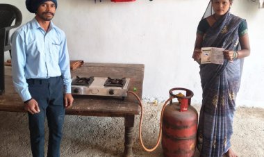 उज्ज्वला योजना ने बदली द्रोपदी यादव की रसोई और जिंदगी