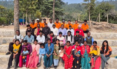 झारखंड से आए समुदाय सदस्यों ने देशदेखा पर्यटन स्थल का किया भ्रमण