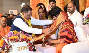 मुख्यमंत्री श्री विष्णुदेव साय दिव्य श्री हनुमंत कथा समारोह में हुए शामिल