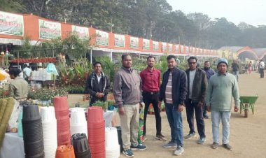 राष्ट्रीय बागवानी मिशन योजना : जिले के 10 कृषक भ्रमण के लिए पहुंचे जमशेदपुर झारखण्ड