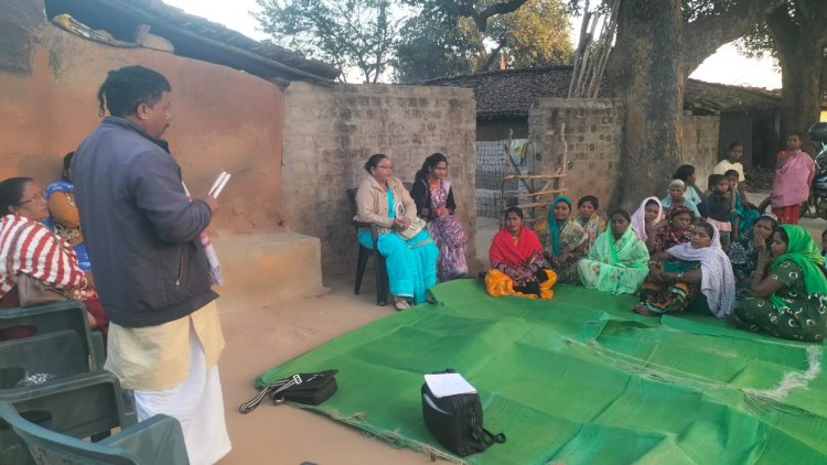 जशपुर - कल्याण आश्रम के पहल से 12 कोरवाओं का स्थायी जाति प्रमाण पत्र बनने से जगी उम्मीद...!