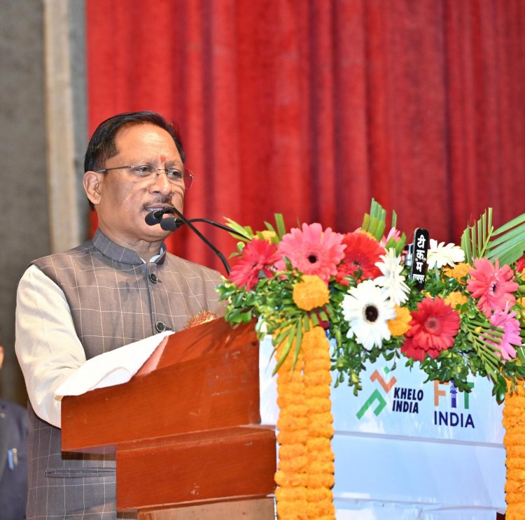 शांति और विकास की ओर बस्तर का ऐतिहासिक मोड़: दंतेवाड़ा में 63 माओवादियों का आत्मसमर्पण