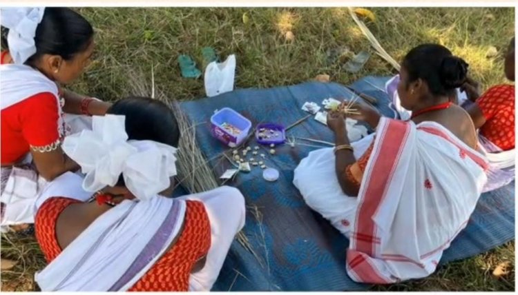 राष्ट्रपति श्रीमती द्रौपदी मुर्मू ने जशक्राफ्ट हस्तशिल्प उत्पादों की सराहना