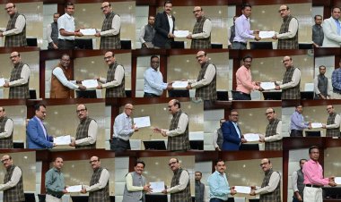 ई-ऑफिस में उत्कृष्ट कार्य करने वाले अधिकारी- कर्मचारियों को मुख्य सचिव ने किया सम्मानित