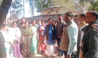 जशपुर : सन्ना वन विश्राम गृह में जंगलों को आग से बचाने वन विभाग , जनप्रतिनिधियों व ग्रामीणों की हुई संयुक्त बैठक...!