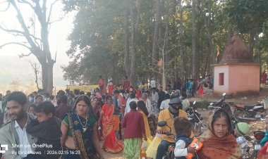 जशपुर: घने जंगलों के बीच बसे नन्हेसर शिवधाम में महाशिवरात्रि पर उमड़ा आस्था का अभूतपूर्व जनसैलाब,पुलिस की निगरानी में शांतिपूर्ण भक्तों ने किया जलाभिषेक