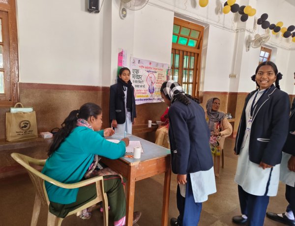 राष्ट्रीय फाइलेरिया उन्मूलन कार्यक्रम: जिला स्तर पर एवं समस्त विकासखंडों में किया गया सामूहिक दवा सेवन का शुभारंभ