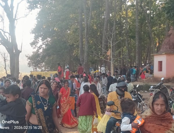 जशपुर: घने जंगलों के बीच बसे नन्हेसर शिवधाम में महाशिवरात्रि पर उमड़ा आस्था का अभूतपूर्व जनसैलाब,पुलिस की निगरानी में शांतिपूर्ण भक्तों ने किया जलाभिषेक