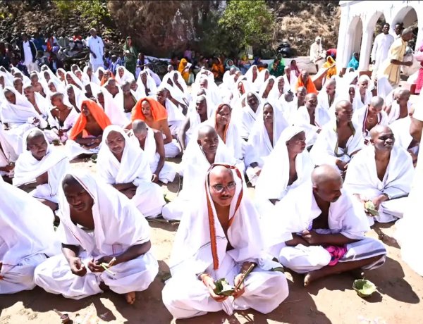 जशपुर: महाशिवरात्रि पर कैलाश नाथेश्वर गुफा में हजारों बच्चों का उपनयन संस्कार संपन्न