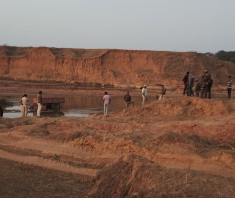 अवैध रेत खनन पर प्रशासन की सख्त कार्रवाई जारी