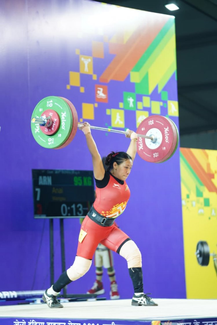 58 किग्रा महिला वेटलिफ्टिंग में अरुणाचल की अनाई वांग्सू ने जीता स्वर्ण