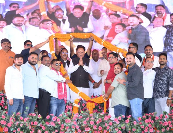 मुख्यमंत्री श्री विष्णु देव साय ने सरगुजा जिले के लुंड्रा में 280 करोड़ से अधिक के कार्यों का किया लोकार्पण एवं शिलान्यास