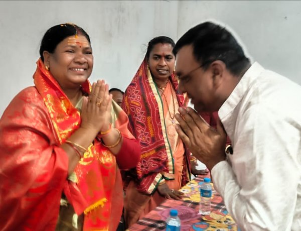 जशपुर: 24 प्रहारी 72 घंटे अखंड संकीर्तन नाम यज्ञ में उमड़ा आस्था का सैलाब, विधायक श्रीमती रायमुनी भगत हुईं शामिल