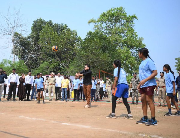 छात्र जीवन में प्रतिभा के साथ-साथ अनुशासन एवं कड़ी मेहनत सर्वाधिक जरूरी- श्री तेंदुलकर