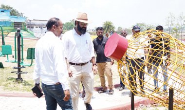 वेस्ट से बना बेस्ट पार्क: कलेक्टर श्री रोहित व्यास ने किया निरीक्षण