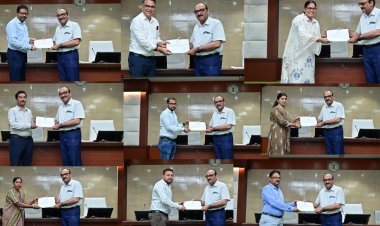 प्रशासनिक दक्षता का सम्मान मुख्य सचिव ने ई-ऑफिस और समयबद्धता के लिए अधिकारियों-कर्मचारियों को नवाजा