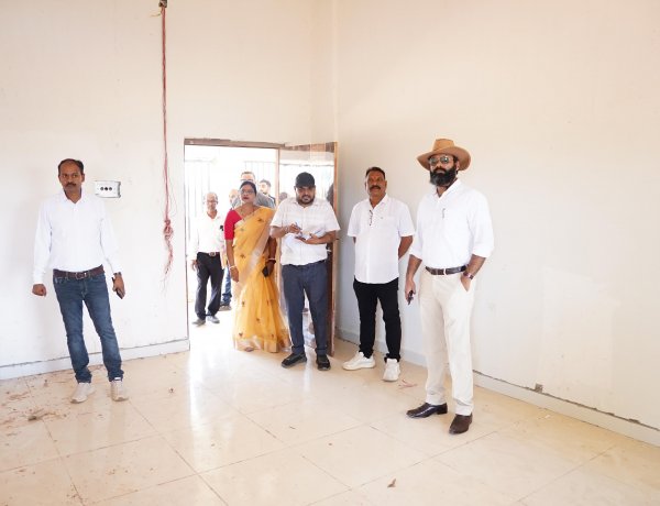 कलेक्टर श्री व्यास ने सिरिमकेला में निर्माण कार्यों का किया औचक निरीक्षण