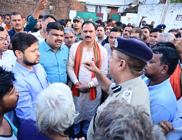 कुम्हारी थाना क्षेत्र अंतर्गत खपरी में गैस सिलेंडर ब्लास्ट की दर्दनाक घटना में एक ही परिवार के चार सदस्यों की मौत