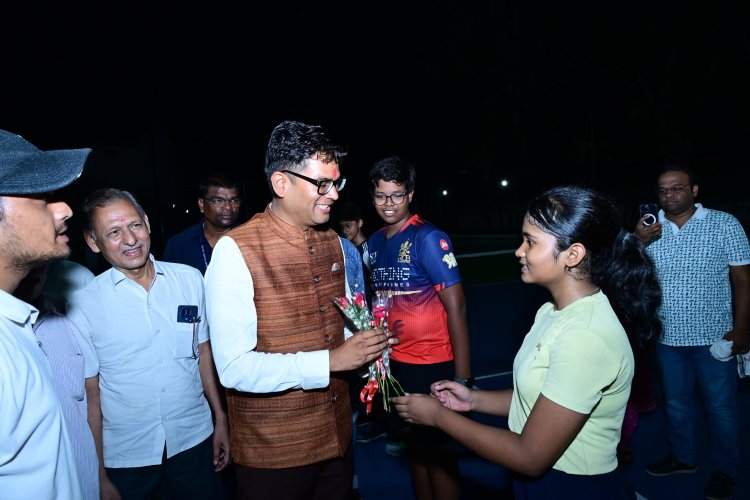 रायगढ़ स्पोर्ट्स क्लब में टेनिस कोर्ट का किया निरीक्षण, युवा खिलाड़ियों से की मुलाकात