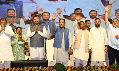 मुख्यमंत्री श्री विष्णु देव साय की गरिमामयी उपस्थिति में रामगढ़ महोत्सव-2026 का भव्य समापन