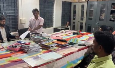 जशपुर: जनपद सदस्य राकेश गुप्ता का स्कूल निरीक्षण अभियान शुरू, सन्ना स्कूल में शौचालय नहीं मिलने पर एसडीएम को किया फोन
