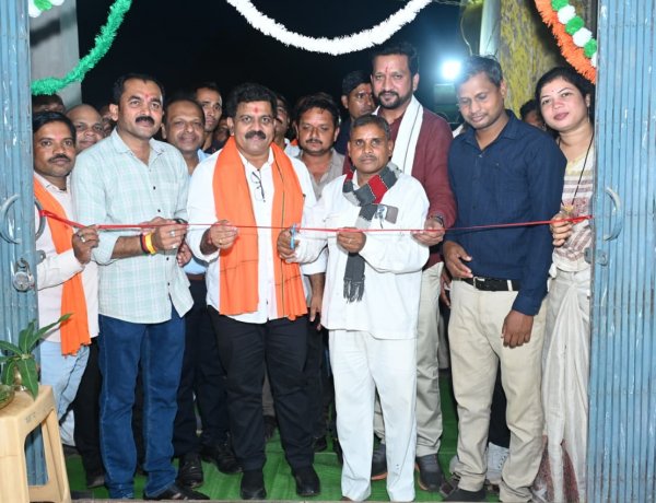 उप मुख्यमंत्री श्री विजय शर्मा ने देर शाम सहसपुर लोहारा के ग्रामीण अंचलों का किया दौरा