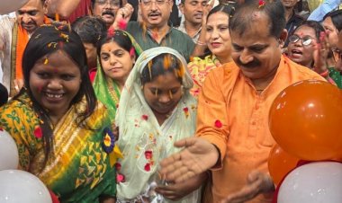 सरगुजा संभाग के 850 श्रद्धालु भारत गौरव ट्रेन से रामलला एवं बाबा विश्वनाथ के दर्शन के लिए रवाना