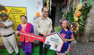 आयुक्त वीबी -जीरामजी ने किया ग्रामीण क्षेत्रों में निर्माण कार्यों का औचक निरीक्षण