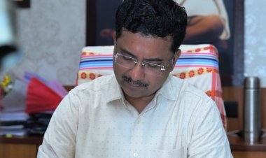 श्री सोनमणि बोरा ने प्रमुख सचिव, नगरीय प्रशासन एवं विकास विभाग का कार्यभार ग्रहण किया