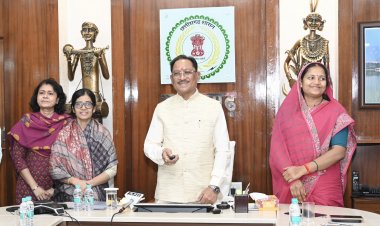 रक्षाबंधन से पहले बहनों को विष्णु भैया का महतारी वंदन उपहार ,30 किस्तों में 19,444.33 करोड़ रुपये से अधिक की राशि महिलाओं के खातों में अंतरित
