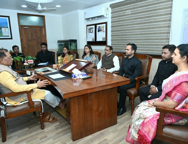 कर्तव्यनिष्ठ होकर जनसेवा एवं सुशासन के लिए जमीनी स्तर पर करें बेहतर कार्य : मुख्यमंत्री श्री विष्णु देव साय