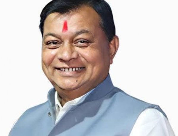श्रम मंत्री श्री लखन लाल देवांगन के प्रयासों को मिली सफलता ,बिलासपुर में 100 बेड के ईएसआईसी अस्पताल के लिए 5 एकड़ भूमि की स्वीकृति