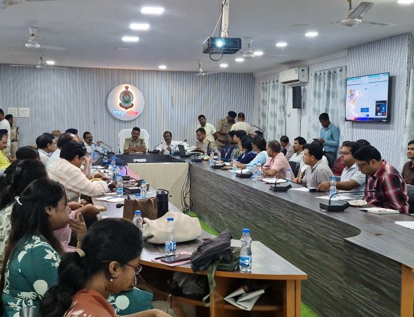 जशपुर: नए कानूनों के प्रभावी क्रियान्वयन की दिशा में पुलिस की बड़ी डिजिटल पहल, MedLEaPR से मेडिकल रिपोर्टिंग और विवेचना होगी और अधिक तेज व पारदर्शी