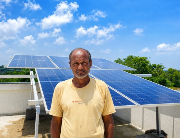 प्रधानमंत्री सूर्यघर योजना से बदल रही तस्वीर : शुभम राठौर का परिवार बना ऊर्जा आत्मनिर्भरता का उदाहरण