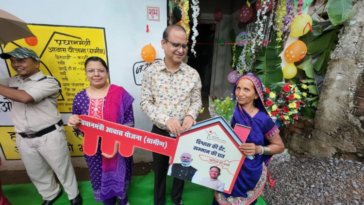 आयुक्त वीबी -जीरामजी ने किया ग्रामीण क्षेत्रों में निर्माण कार्यों का औचक निरीक्षण