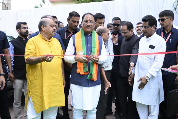रायपुर : विरासत से विकास तक छत्तीसगढ़ की यात्रा को दिखा रही सात दिवसीय छायाचित्र प्रदर्शनी