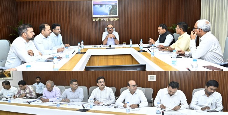 सरगुजा और बस्तर संभाग में डेयरी विकास को मिलेगी नई गतिन,मुख्य सचिव की अध्यक्षता में बैठक संपन्न