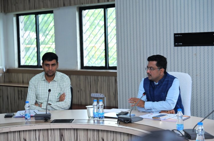 नगरीय प्रशासन विभाग के नए प्रमुख सचिव श्री सोनमणि बोरा ने ली मैराथन बैठक