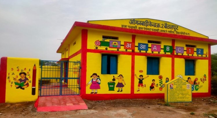 रायपुर : विशेष लेख : नवनिर्मित आंगनबाड़ी केंद्र से माताओं और बच्चों को मिलेगी सुविधा  