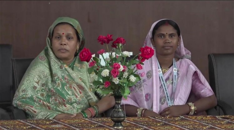 रायपुर : महाराष्ट्र के हिवरे बाजार में बालोद की महिला सरपंचों ने बिखेरी छत्तीसगढ़ की चमक  