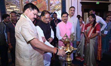 रायपुर : छत्तीसगढ़ ने महत्वपूर्ण खनिजों के क्षेत्र में मजबूत की अपनी भूमिका, मुख्यमंत्री विष्णु देव साय ने निवेश बढ़ाने पर दिया जोर