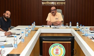 छत्तीसगढ़ में तकनीकी वस्त्र क्षेत्र को मिलेगा बढ़ावा, विद्यार्थियों को उद्योग आधारित प्रशिक्षण और जिलों में विकसित होंगे वस्त्र प्रशिक्षण केंद्र