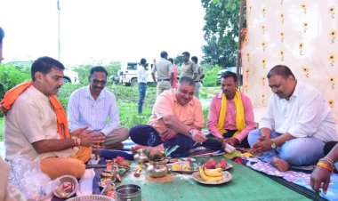 रायपुर : अंबिकापुर के खम्हरिया और उदयपुर में महतारी सदन निर्माण का भूमिपूजन, महिलाओं के हुनर और आत्मनिर्भरता को मिलेगा नया मंच